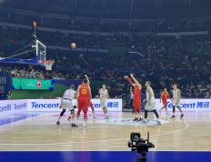 篮球世界杯中国男篮首战不敌塞尔维亚队