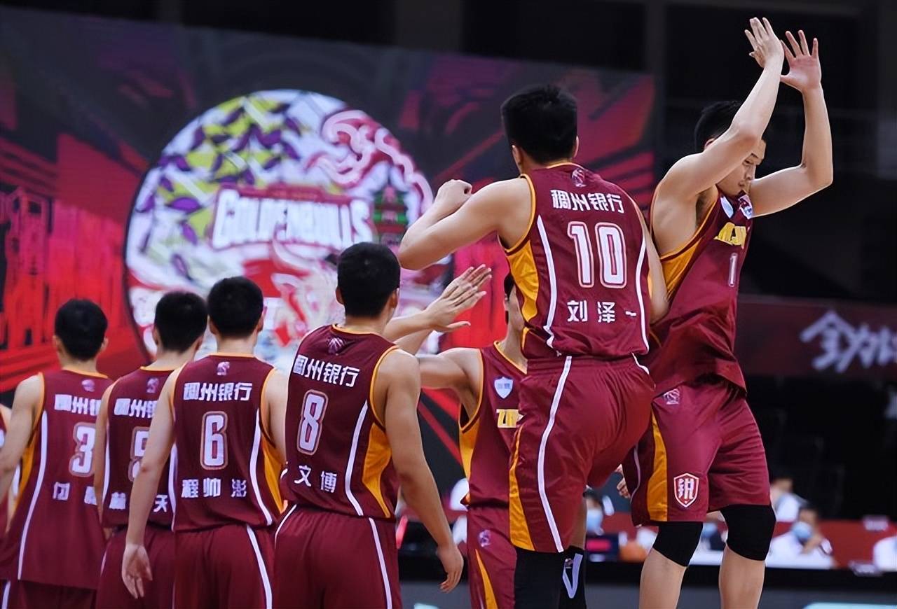 61分惨败！中国男篮FIBA洲际杯遭滑铁卢！末节被残暴吊打仅得9分