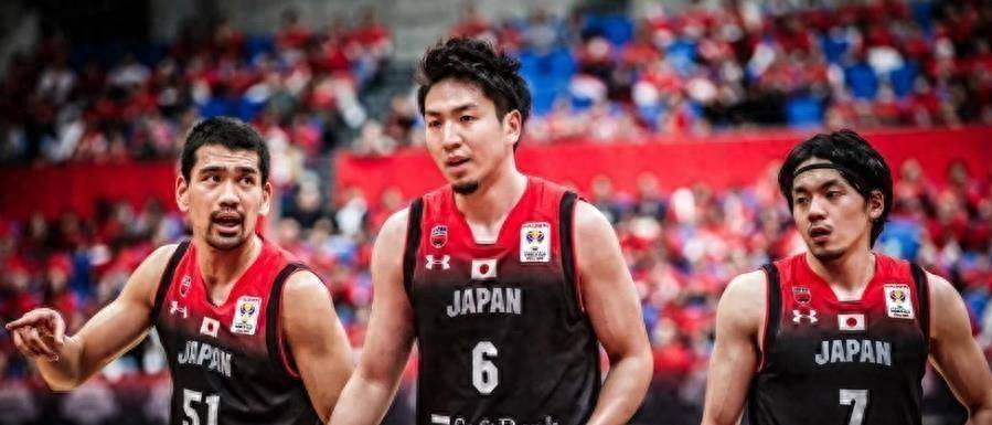 FIBA官宣世界杯实力榜！我们男篮丢掉亚洲第1，国外排名令人意外