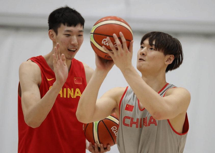 男篮9名被NBA选中球员：只有3人能打上主力 周琦王哲林都是混子