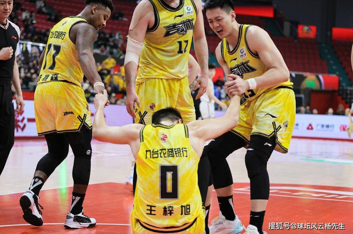 CBA又爆冷！皮特森32+10+7带队取胜，浙江男篮104-106不敌吉林男篮