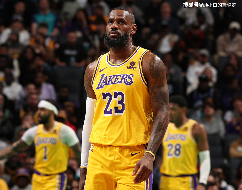 NBA常规赛：豪气华体网三核80+23拒黄蜂21分逆转 布勒74分浓眉制胜封盖