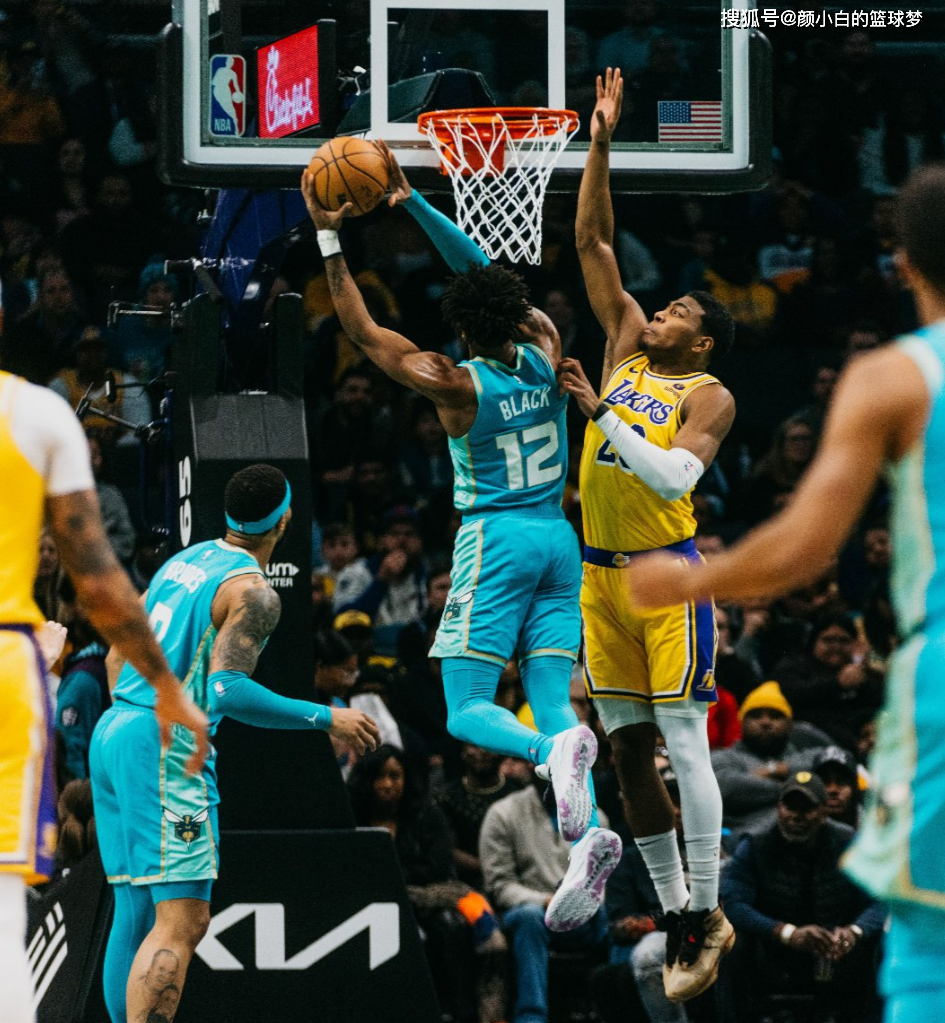 NBA常规赛：豪气华体网三核80+23拒黄蜂21分逆转 布勒74分浓眉制胜封盖