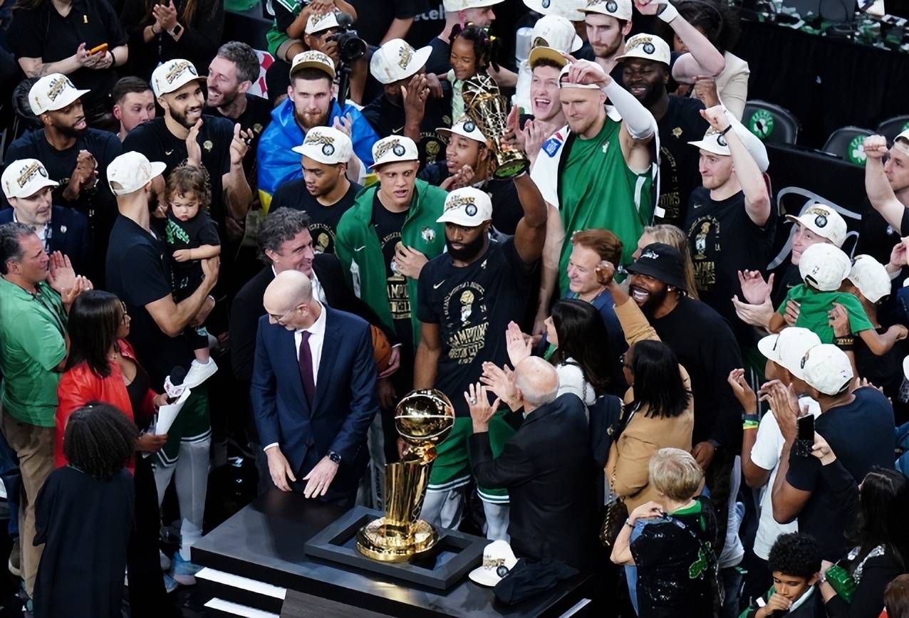 战国时代！NBA不再一家独大，连续6年不同球队夺冠，球迷追忆勇士