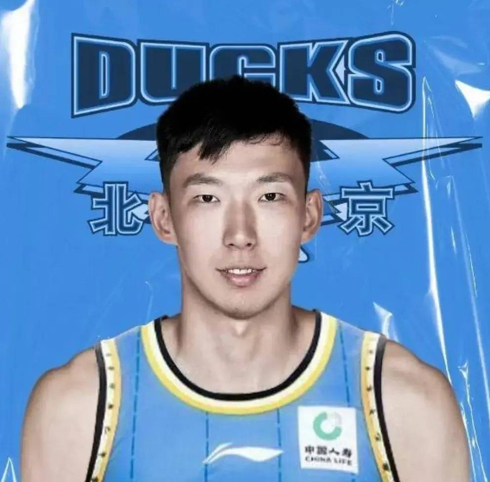 广东签NBA强援，龙狮兜售郭艾伦！王哲林嘲讽辽宁球迷，周琦开心