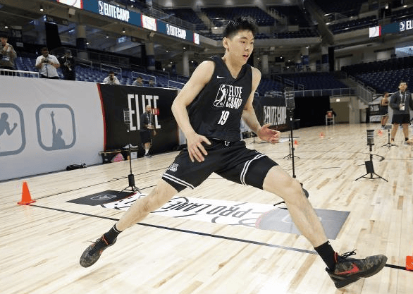 2年合同，恭喜崔永熙！NBA终于又有中国球员