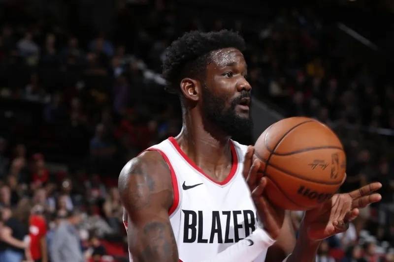 NBA晚报｜马龙打造掘金王朝 艾顿统治新赛季 文班加练罚球