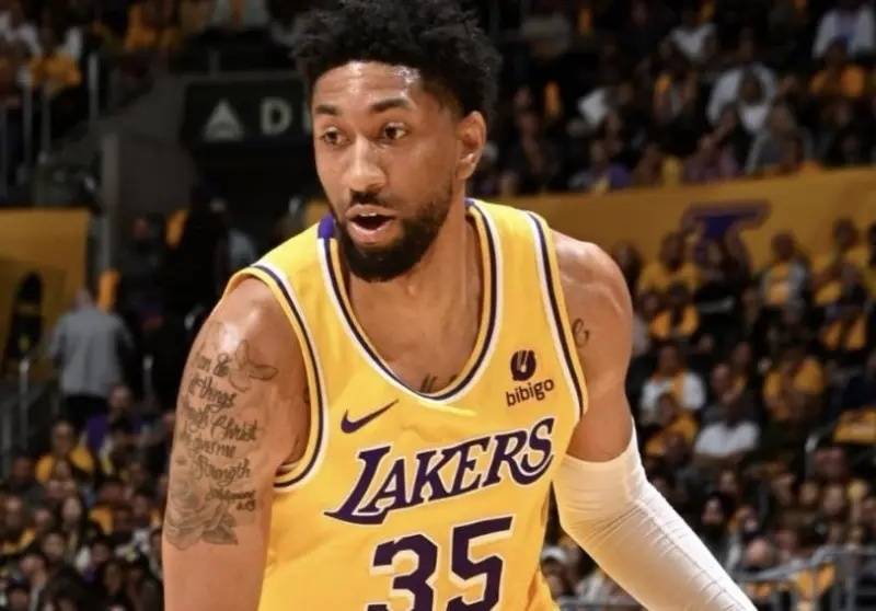 NBA晚报｜詹皇大赞杜兰特 欧文称离开篮网正确 恩比德态度不变