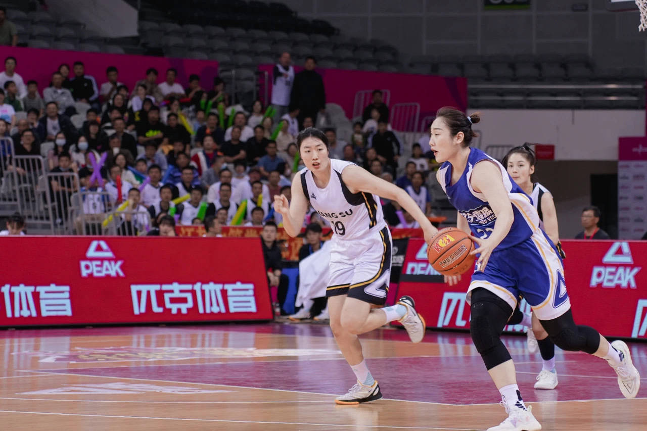 冲击MVP！女篮22岁新王牌蜕变：李梦替身得分+篮板本土第一