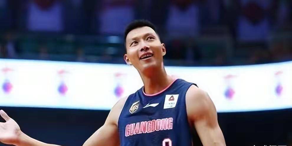 为何王治郅不能长久待在NBA？易建联如果不勤奋，早就退役了