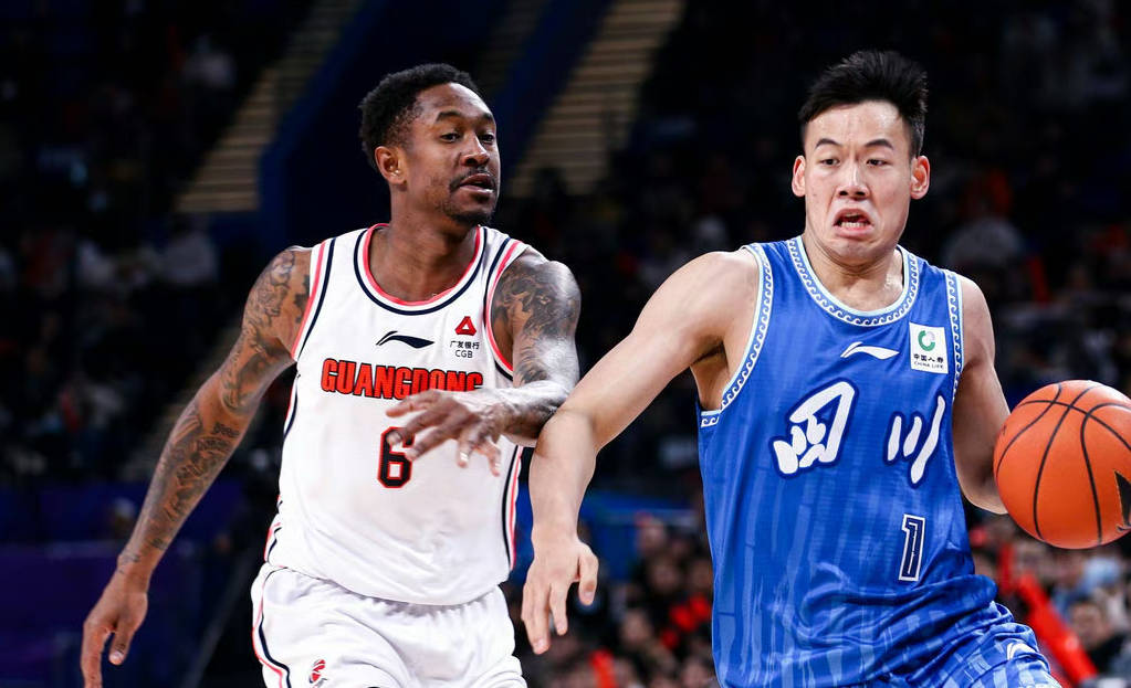 捡漏的机会！广东队有望迎来“大鱼”，NBA场均20+10悍将或加盟？