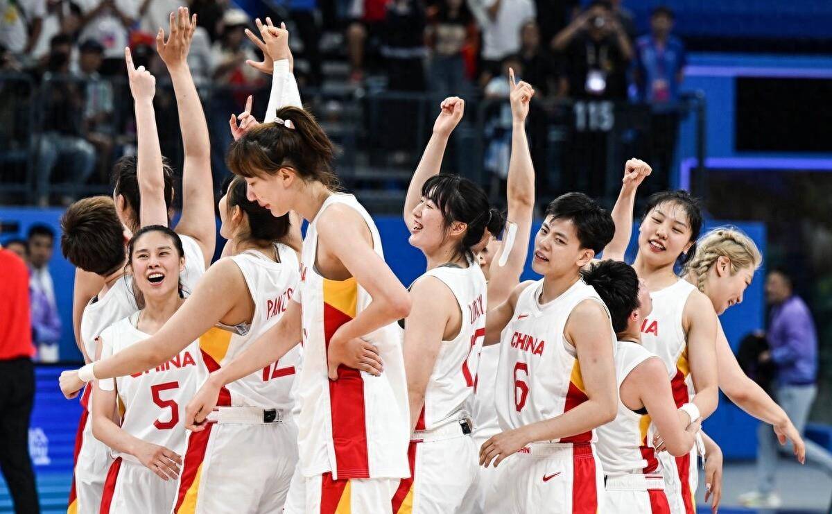 韩旭决定放弃WNBA？我们女篮拿代言拿到手软！