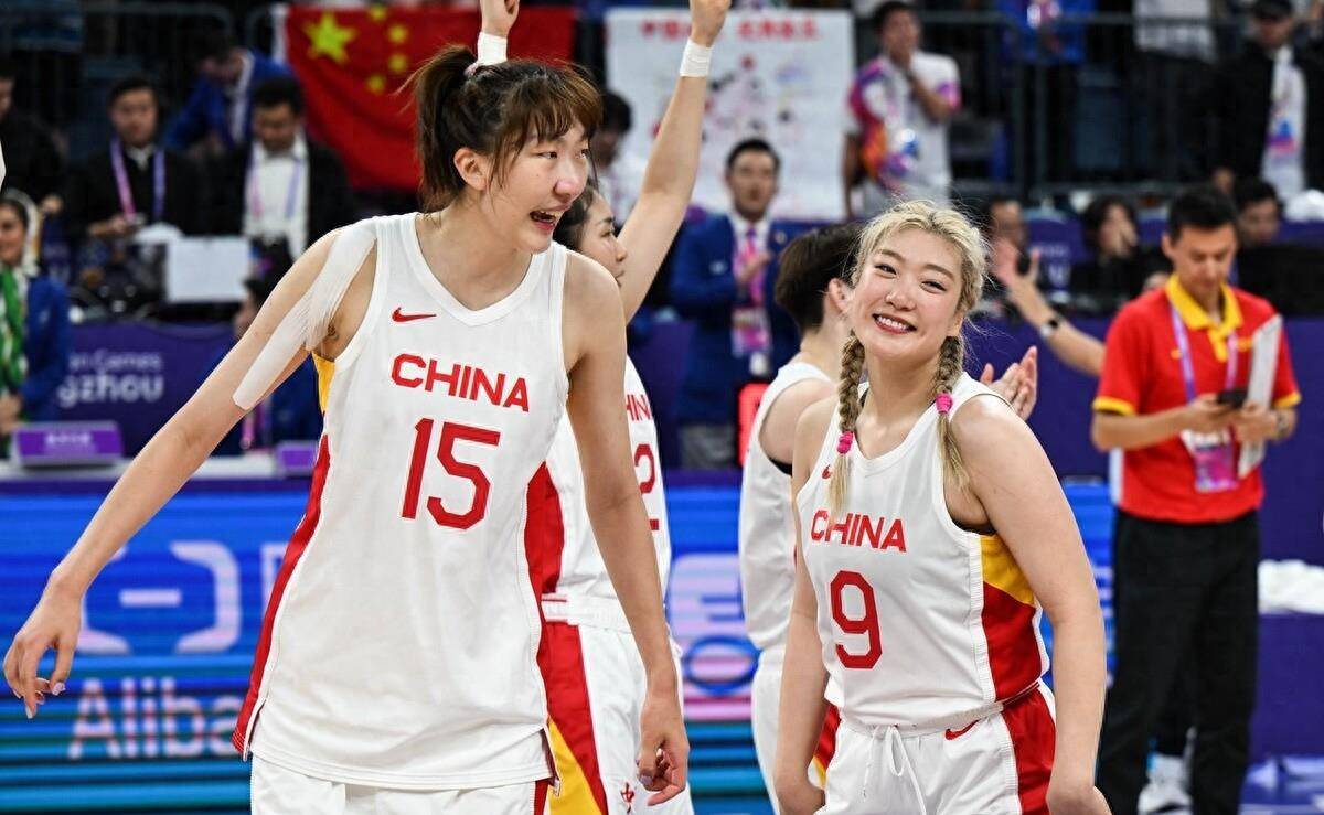 韩旭决定放弃WNBA？我们女篮拿代言拿到手软！