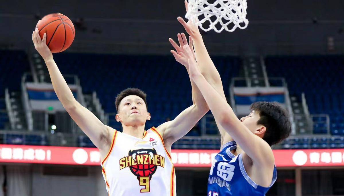 轰75+30，青岛3星大爆发！杨瀚森进步惊人，NBA大门敲开了