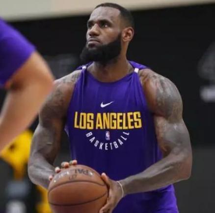 如果NBA根据球星“麒麟臂”选秀，前5顺位会是谁？詹皇垫底