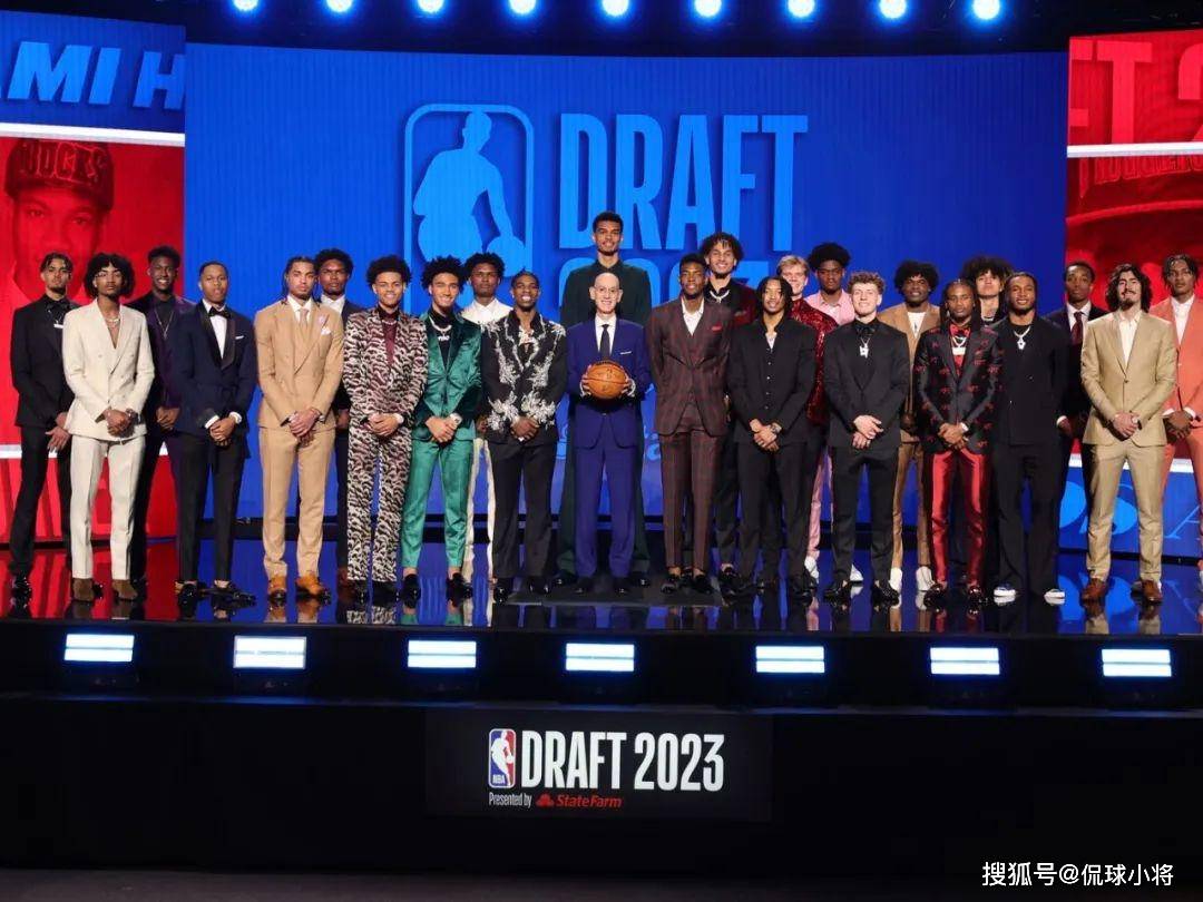 确定！正式续约，6年肥约到手，NBA又搞事，这下有得折腾了