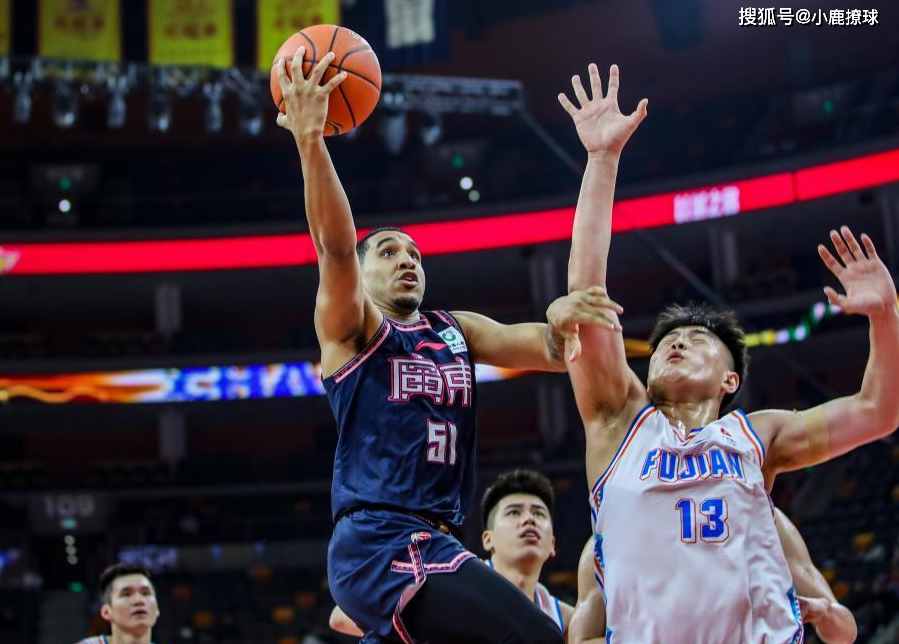 广东男篮12人名单基本敲定！周琦携手NBA冠军内线，杜锋放手一搏