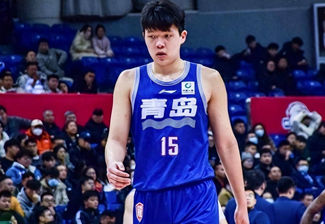 突发！中国超新星暂不考虑NBA，球队不愿放行，个人也没做好准备