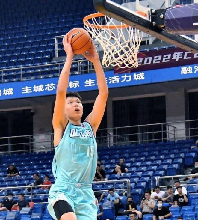 突发！中国超新星暂不考虑NBA，球队不愿放行，个人也没做好准备