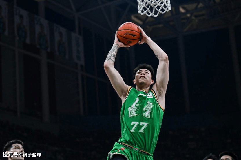 CBA总决赛：辽宁1-0新疆开门红 付豪29+9MVP阿不都哑火仅5分