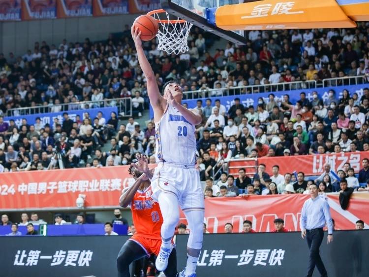 CBA速递｜山东官宣签下4人 北京续约翟晓川 NBL积分榜