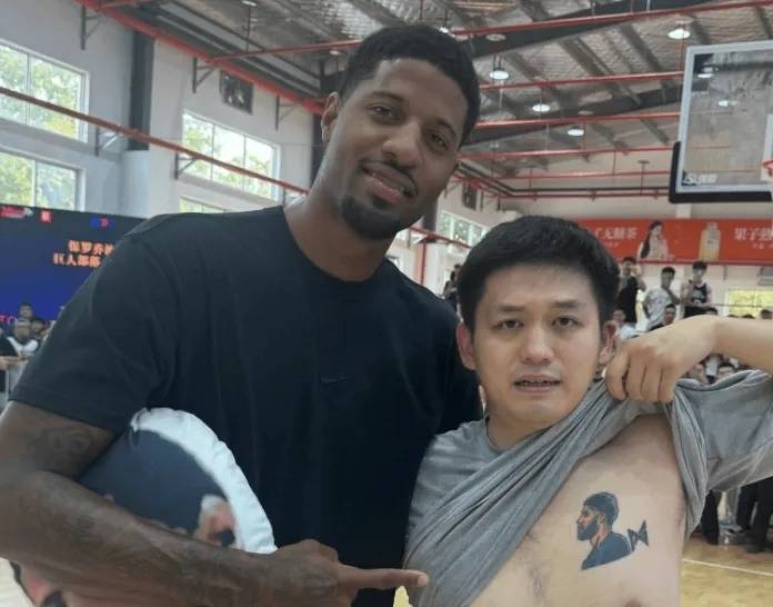 NBA早报｜保罗反对詹库联手 哈登想来中国打球 库里将续约