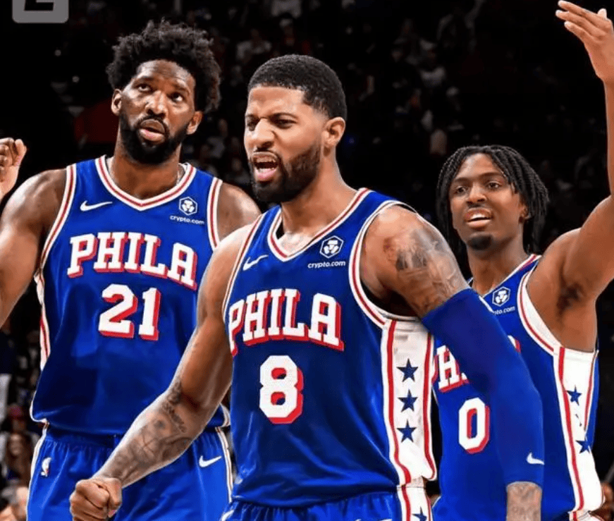 NBA最大赢家：狂砸6.6亿美金！6笔签约，超级三巨头豪阵诞生