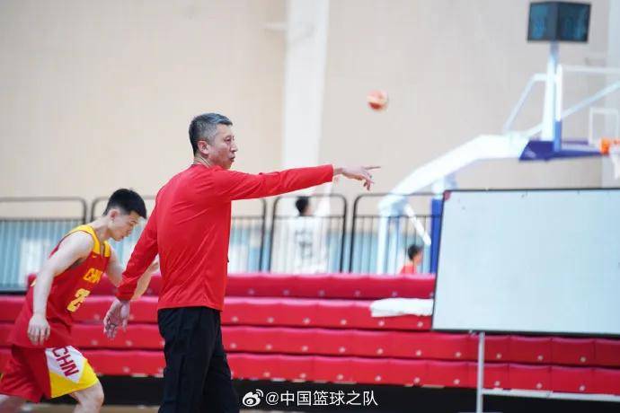 考辛斯宣布加盟！中国篮坛又一大杀器！正式决定退出NBA……